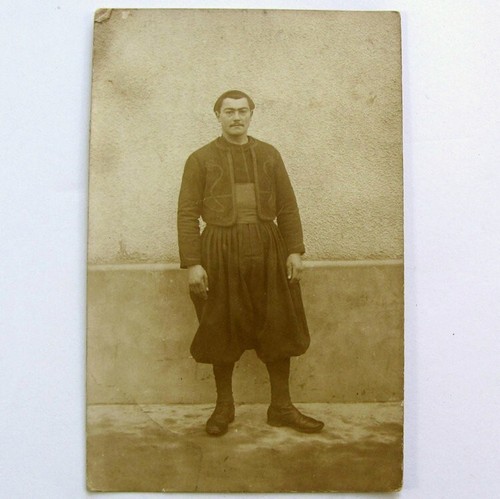 Cpa photo uniforme - , zouave