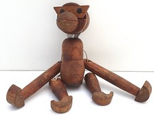 CHIMPANZÉ DÉCAPSULEUR