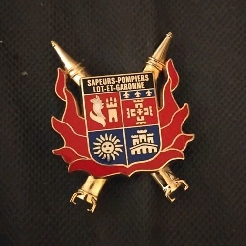 Insigne pins pompier émaillé - insigne,