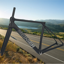 Road Bike Carbon Frame With
