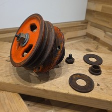 KUBOTA B7800 B3200 B2710 B2630 TRACTOR MOWER DECK PULLEY HOLDER BLADE SPINDLE