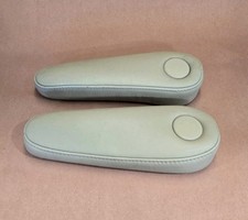 04-09 Lexus RX350 RX330 RX400 Front Left Right Arm Rest Pair Tan Leather OEM