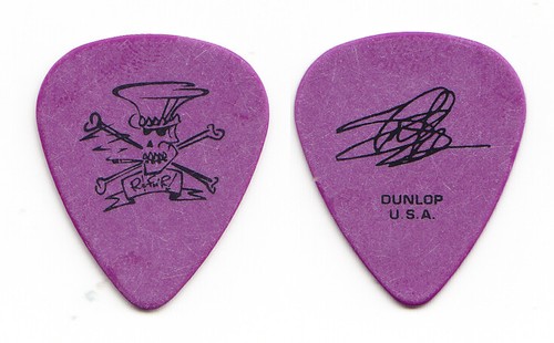 Guitar pick signature purple - pick,