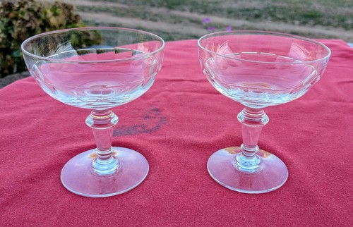 Anciennes coupes à - coupes,