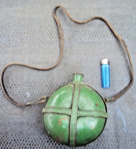 Ancienne gourde certainement - ancienne,