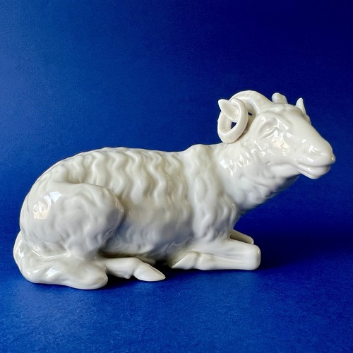 Petite figurine bélier - petite,