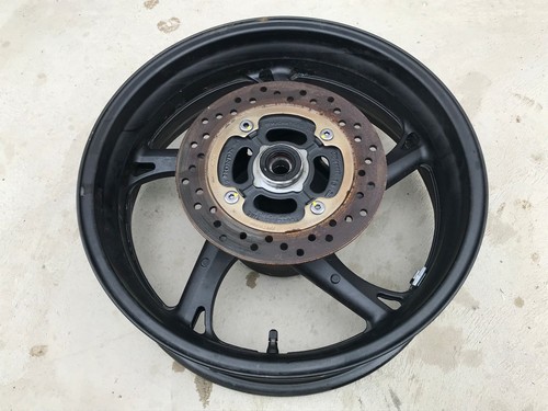 Une jante roue arriere rear - roue,