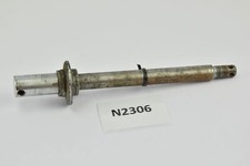 Yamaha RD 350 521 - front axle