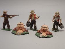 HOLLOW LEAD 3 COWBOYS AND 2 CAMPFIRES LOT7