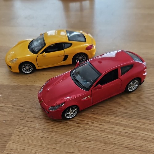 Lot voitures miniatures - miniatures, 1:32