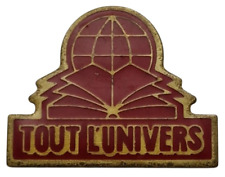 Tout l'Univers Encyclopedia Lapel Pin Badge Vintage Collectable 1980s
