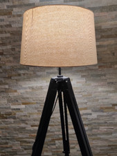 Lampadaire trépied à support