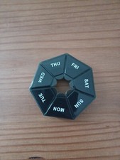 Pilulier De Couleur Noir 7 Jours Heptagone  