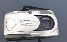 Fujifilm FinePix 1400 Zoom
