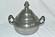 soupiere ancienne étain style