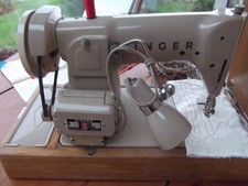 Machine à coudre Singer