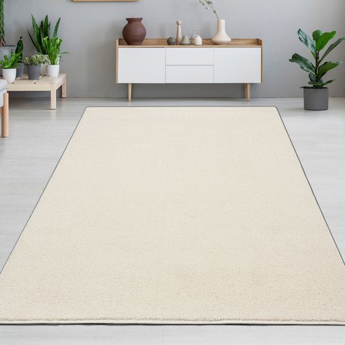 Tapis crème moderne élégant