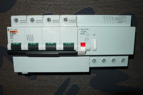 Disjoncteur differentiel tetra - disjoncteur,