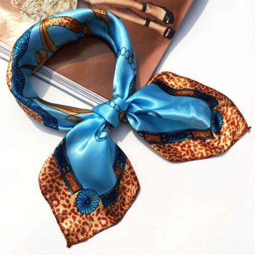 Foulard bandana carré satin