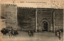 Old postcard AK MOROCCO MEKNES A Moroccan Gate near Bab-Mansour (689927)