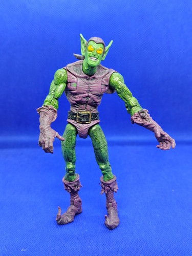 Green goblin marvel legends - green,