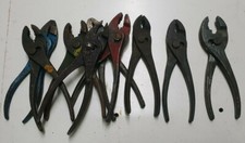 Petite pince militaire 1960