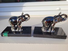 Serres livres Elephants GALLOT