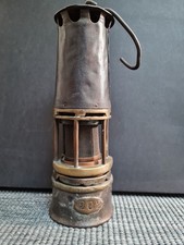Lampe de mineur ancienne et