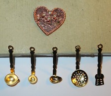superb MINIATURE METAL BRASS 3D kitchen utensil set + heart holder 