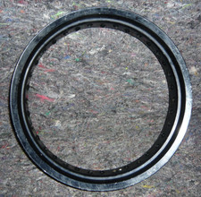 cercle de roue , jante noire