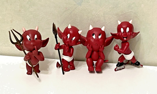 Lot figurine pvc - hot, stuff