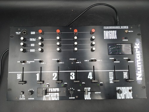 Table mixage 4 voies - de, dj