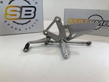 REPOSE-PIEDS AVANT GAUCHE