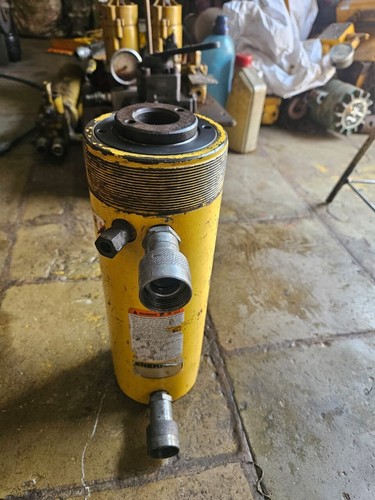 Cylindre hydraulique piston - cylindre, à