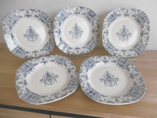 CINQ ASSIETTES CREUSES FAIENCE