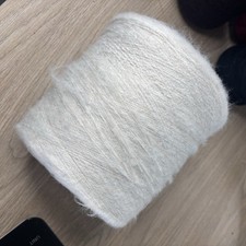 Fil à tricoter,  300 Grammes