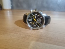 Superbe montre TISSOT pcr2OO