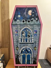 maison Monster High cerceuil avec accessoires