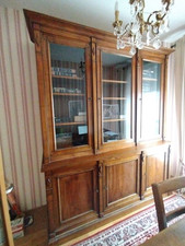 meuble en bois , qui date de