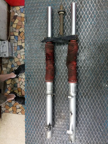 Suzuki 800 fourche - suzuki,