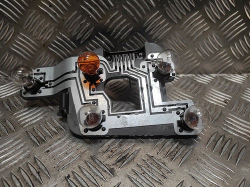 Platine porte ampoule feu