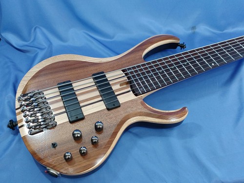 Guitare basse électrique