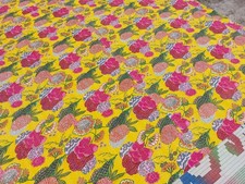 Dessus de lit indien brodé