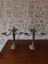 PAIRE DE CHANDELIERS TROIS
