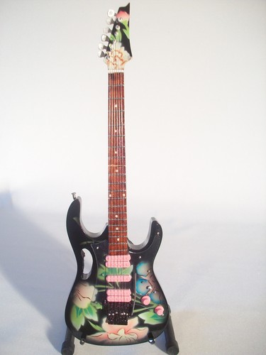 Guitare miniature ibanez jem - guitare,