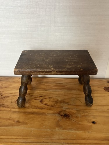 Ancien petit banc - traite, en