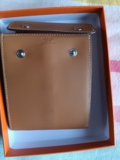 Hermès Paris, Pochette à