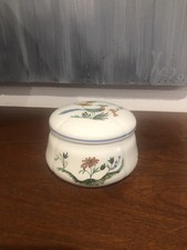 BONBONIÈRE EN FAÏENCE DE