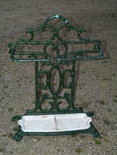 -ANCIEN PORTE CANNES ou PARAPLUIES  FONTE Ets GODIN DEQUENNE & Cie à Guise AISNE