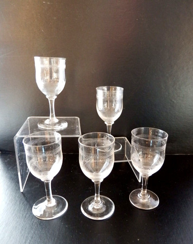 Verres anciens en cristal - verres,
